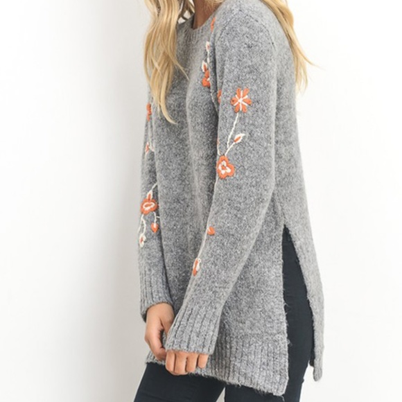 Floral Sweater - Picture 2 of 4